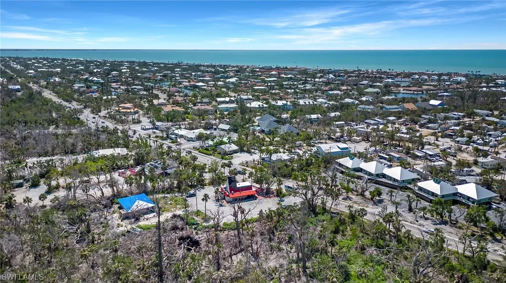 1046/1048/1090 Periwinkle Way Sanibel FL 33957