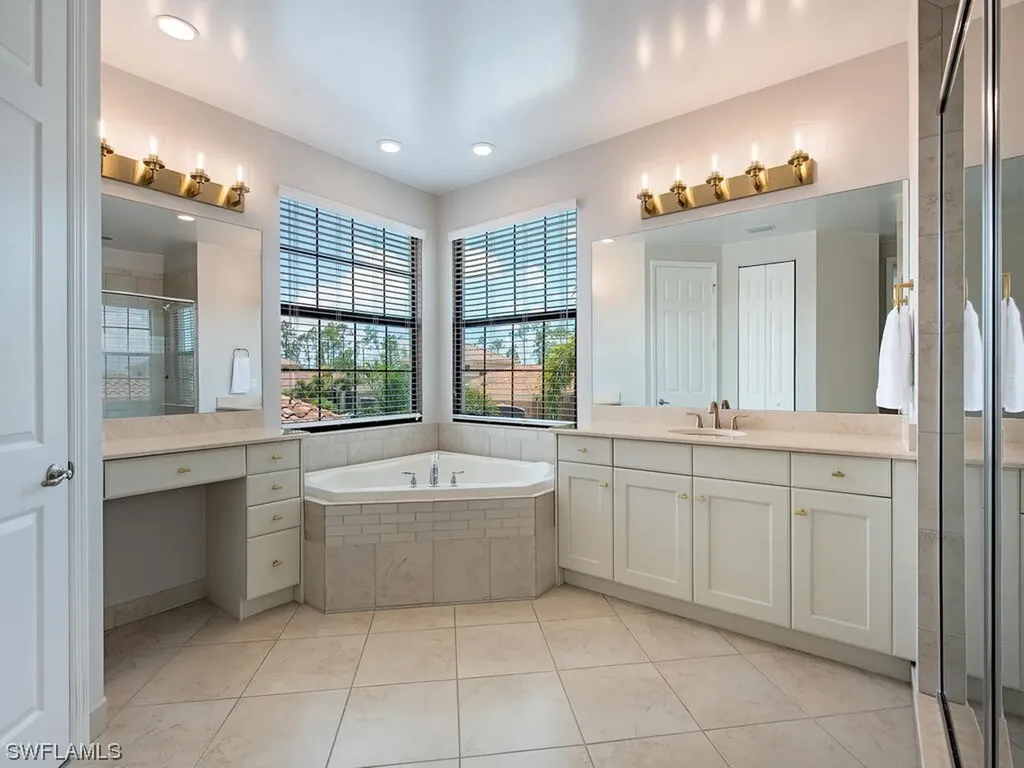 3054 Hudson Terrace Naples FL 34119
