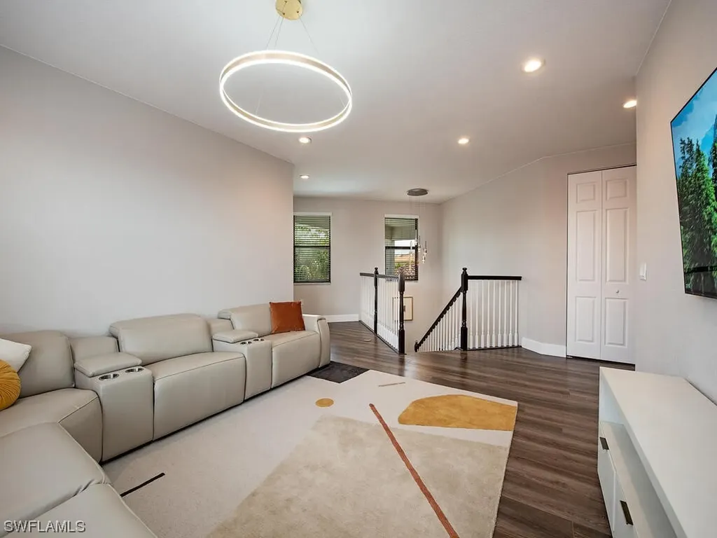 3054 Hudson Terrace Naples FL 34119