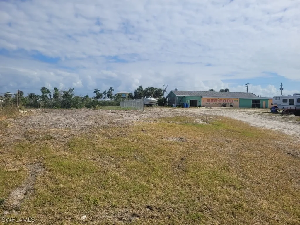 870 Buttonwood Drive Fort Myers Beach FL 33931