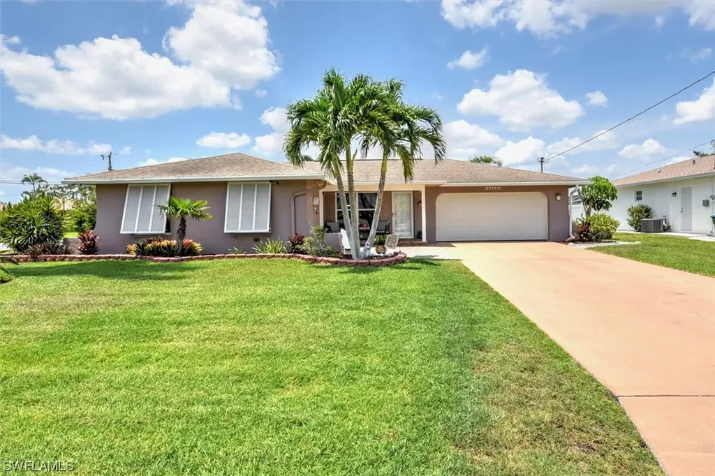 1412 SE 23rd Avenue Cape Coral FL 33990