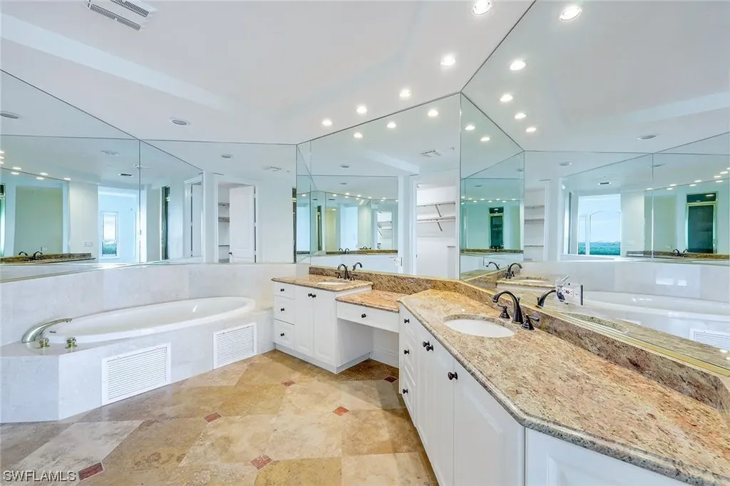 4811 Island Pond Court Bonita Springs FL 34134
