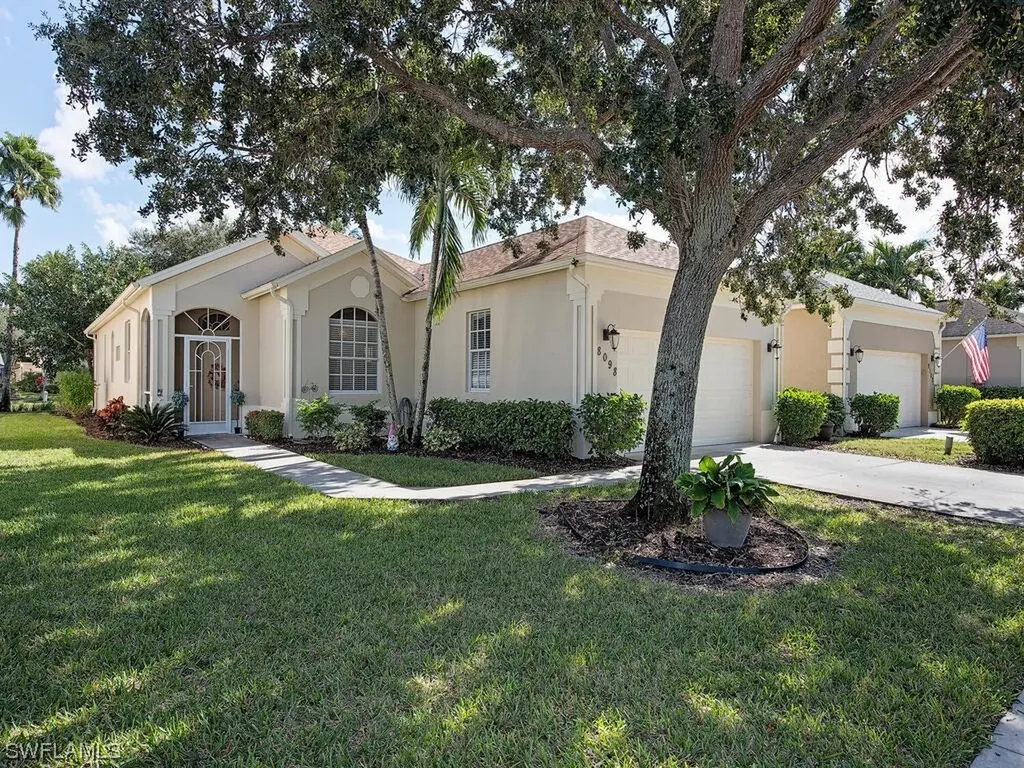 8098 Tauren Court Naples FL 34119