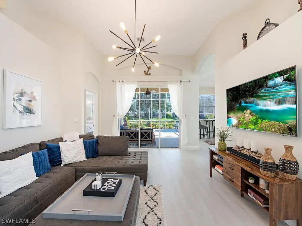 8098 Tauren Court Naples FL 34119
