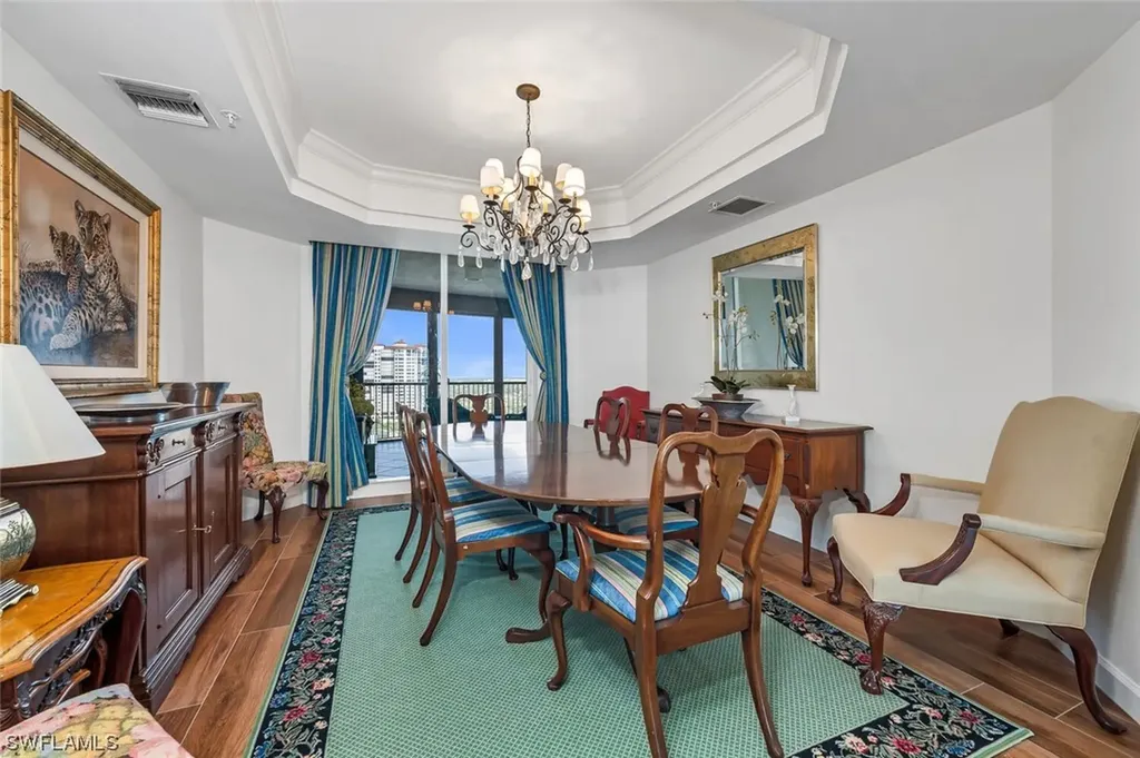8665 Bay Colony Drive Naples FL 34108