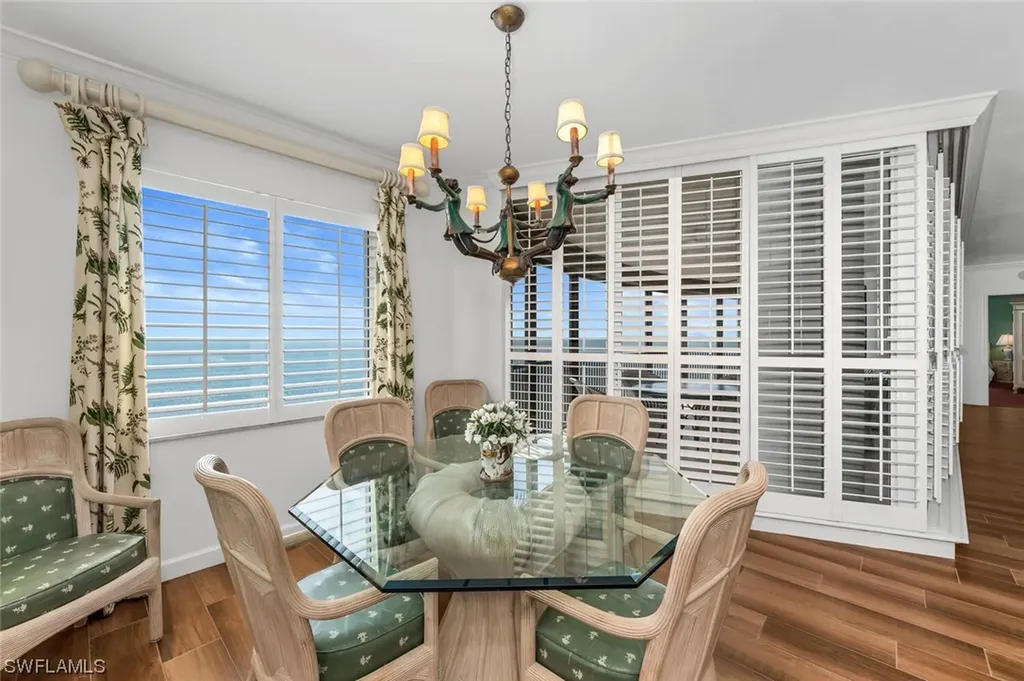 8665 Bay Colony Drive Naples FL 34108