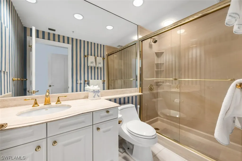8665 Bay Colony Drive Naples FL 34108