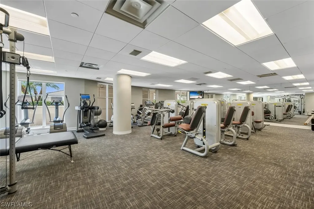 8665 Bay Colony Drive Naples FL 34108