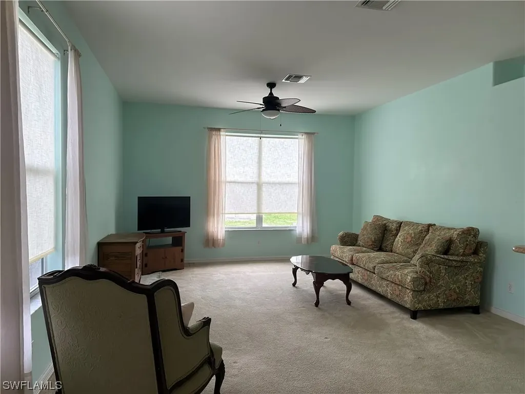 1602 SW 14th Street Cape Coral FL 33991