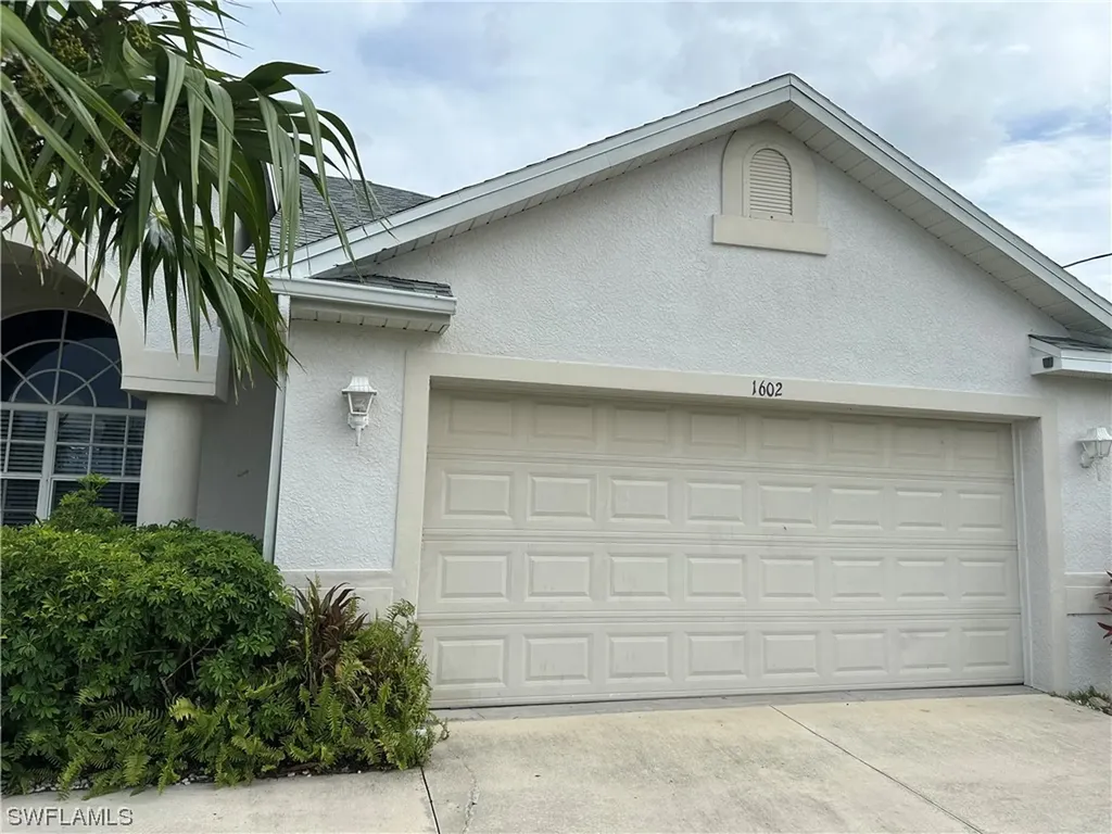 1602 SW 14th Street Cape Coral FL 33991
