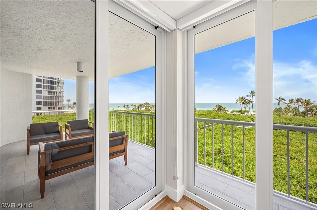 50 Seagate Drive Naples FL 34103