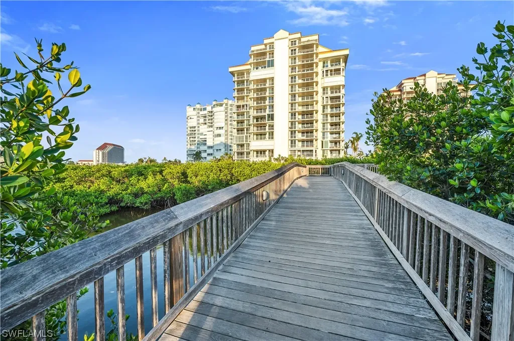 50 Seagate Drive Naples FL 34103