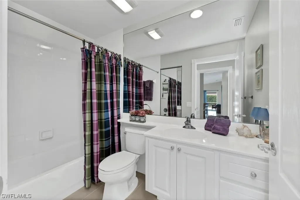 4888 Lasqueti Way Naples FL 34119
