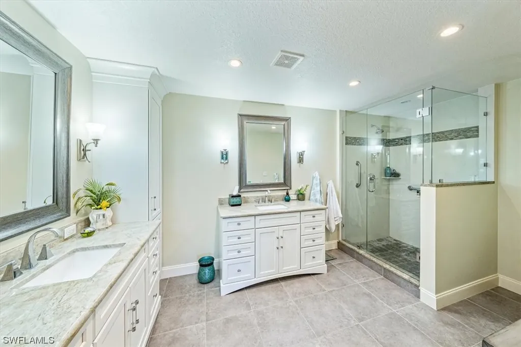 4435 Dover Court Naples FL 34105