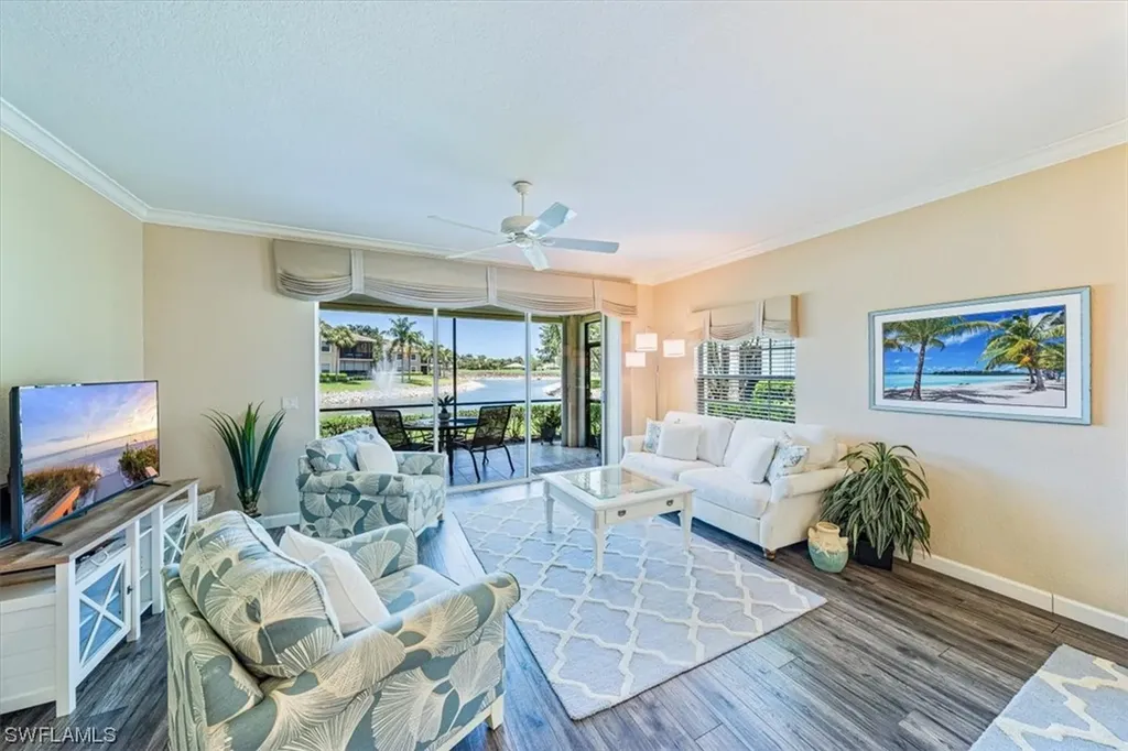 4435 Dover Court Naples FL 34105
