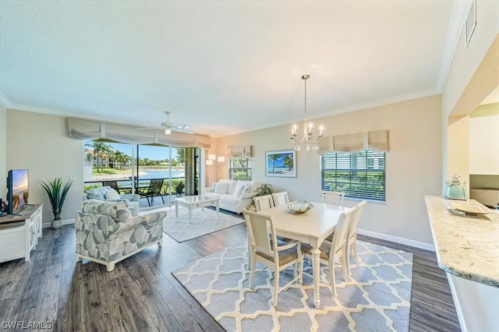 4435 Dover Court Naples FL 34105