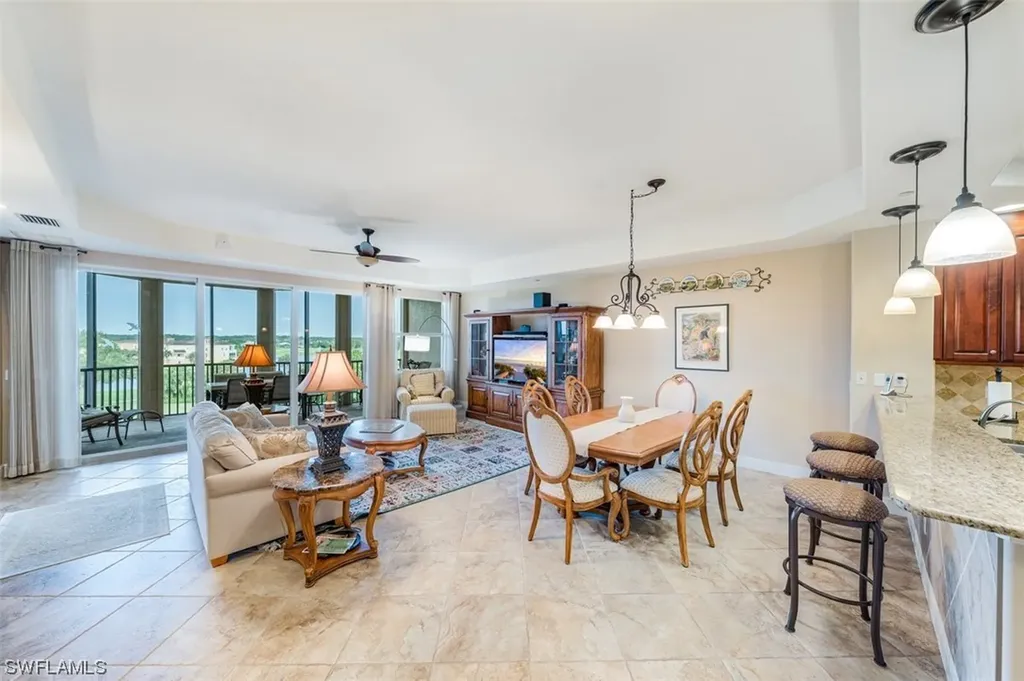 580 El Camino Real Naples FL 34119
