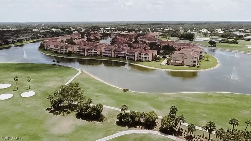 580 El Camino Real Naples FL 34119