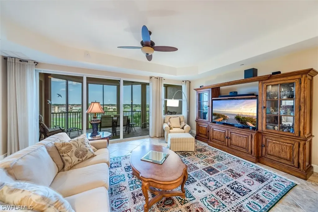 580 El Camino Real Naples FL 34119