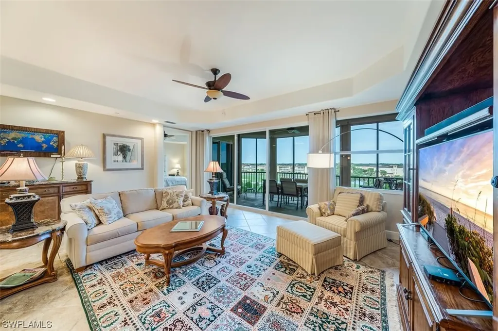 580 El Camino Real Naples FL 34119