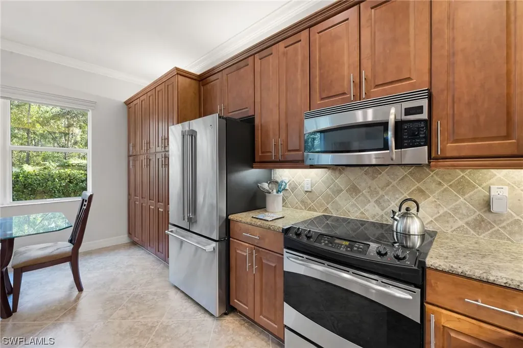 6506 Monterey Point Naples FL 34105