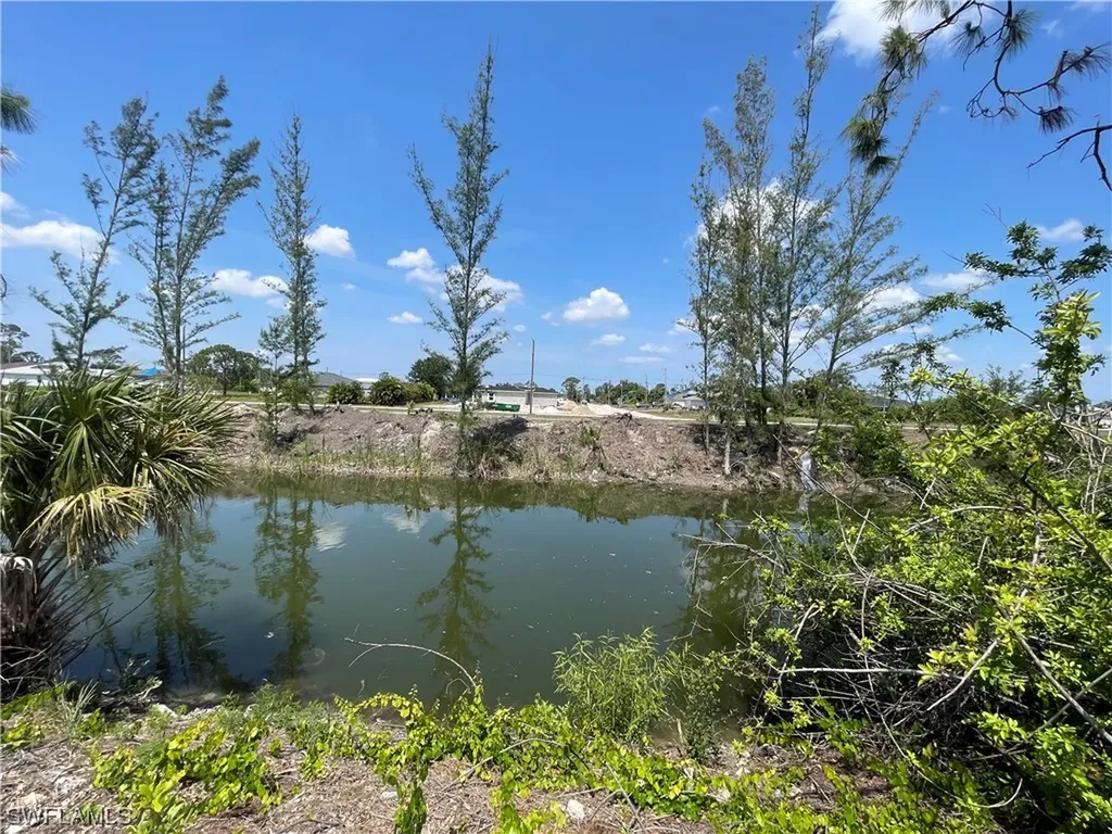 3540 NE 17th Place Cape Coral FL 33909