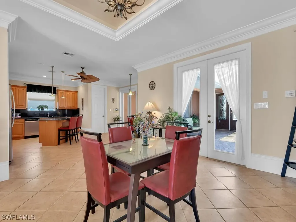 2215 SE 18th Place Cape Coral FL 33990