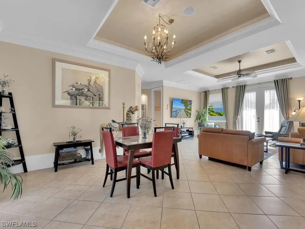2215 SE 18th Place Cape Coral FL 33990