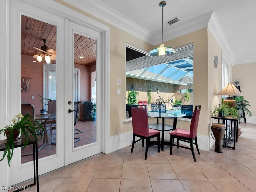 2215 SE 18th Place Cape Coral FL 33990