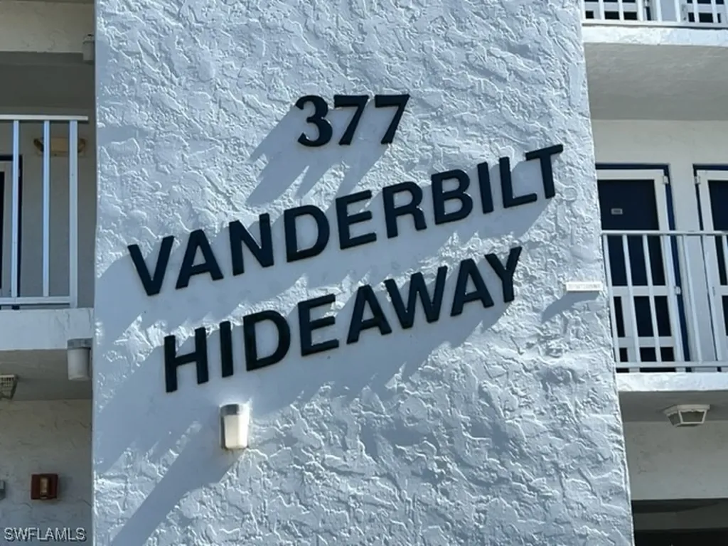 361-4 Vanderbilt Beach Road Naples FL 34108