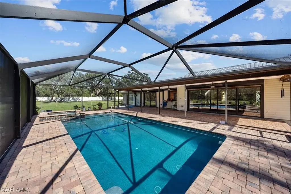 4231 & 4241 Orange River Loop Road Fort Myers FL 33905