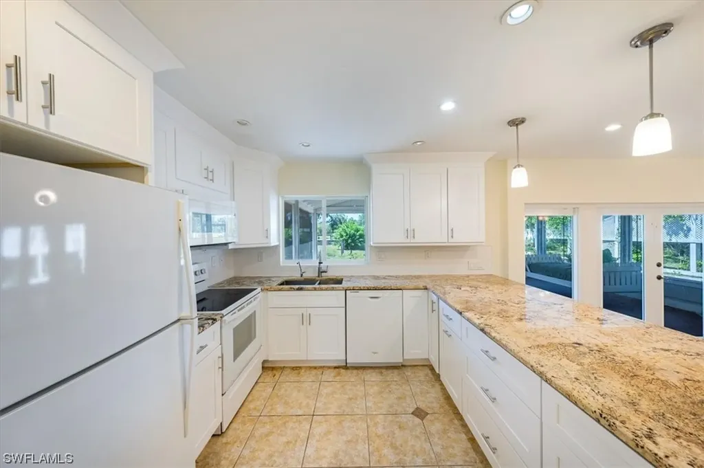 4231 & 4241 Orange River Loop Road Fort Myers FL 33905