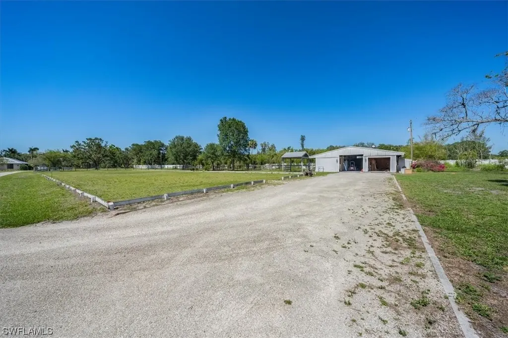 4231 & 4241 Orange River Loop Road Fort Myers FL 33905