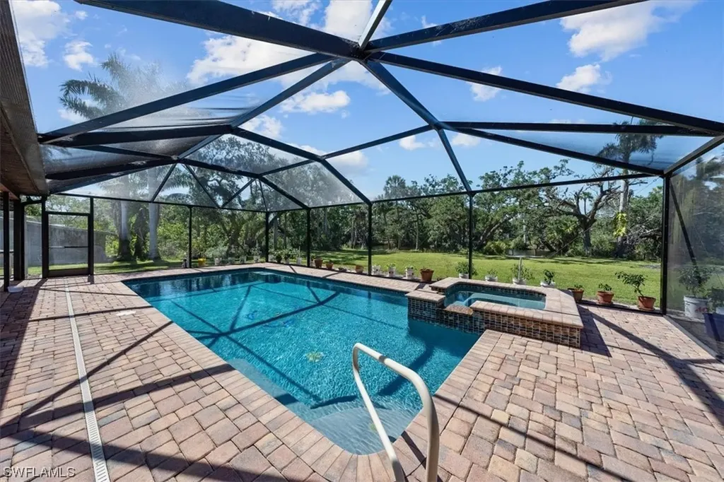 4231 & 4241 Orange River Loop Road Fort Myers FL 33905