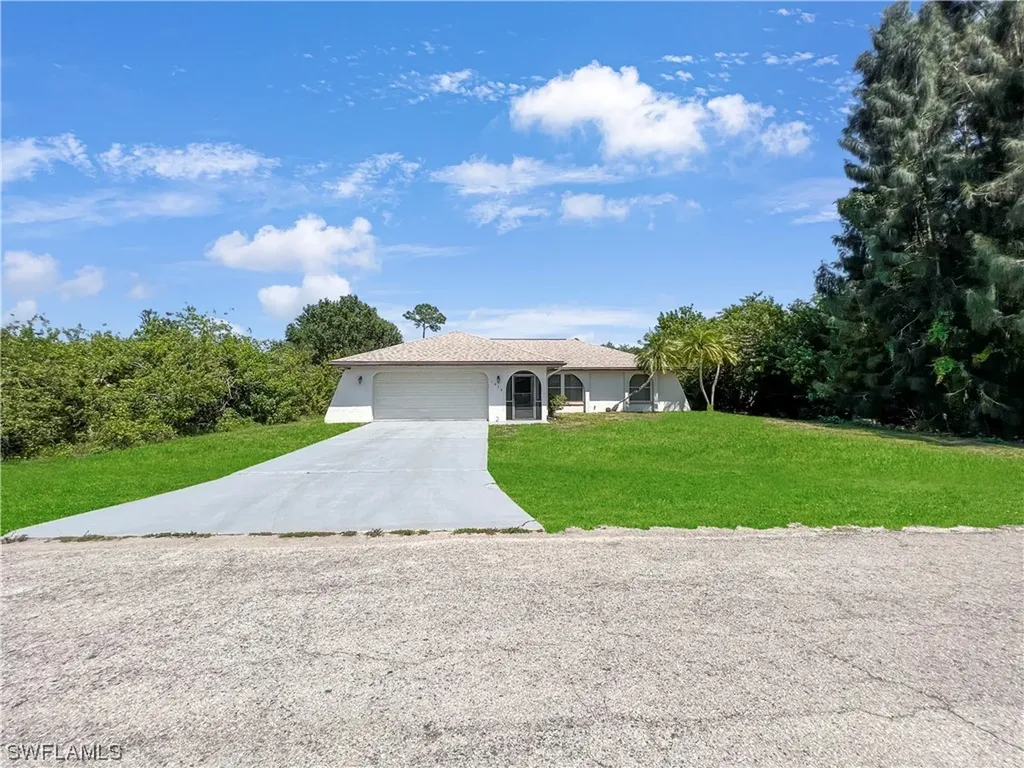 1020 Jefferson Avenue Lehigh Acres FL 33936
