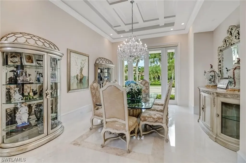 2556 Escada Drive Naples FL 34109