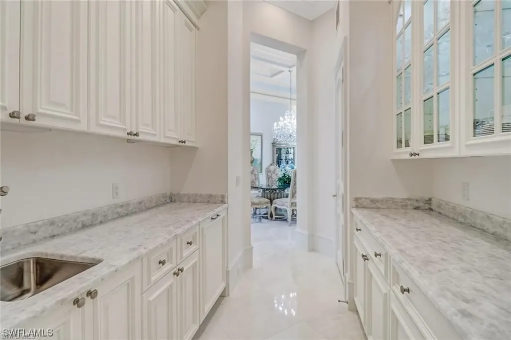 2556 Escada Drive Naples FL 34109