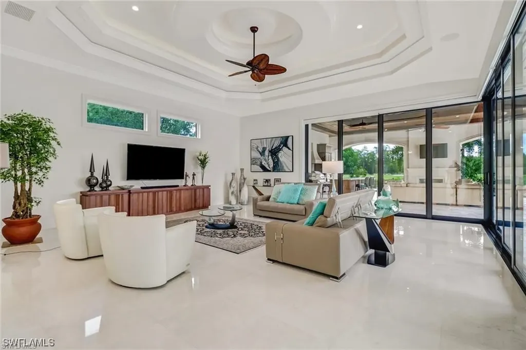 2556 Escada Drive Naples FL 34109