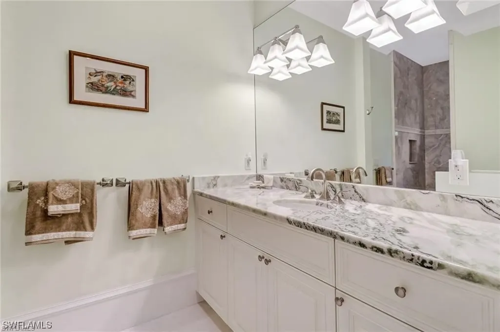 2556 Escada Drive Naples FL 34109