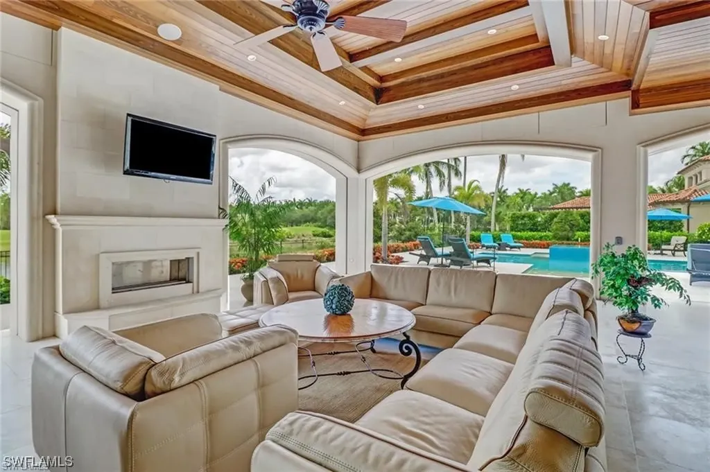 2556 Escada Drive Naples FL 34109