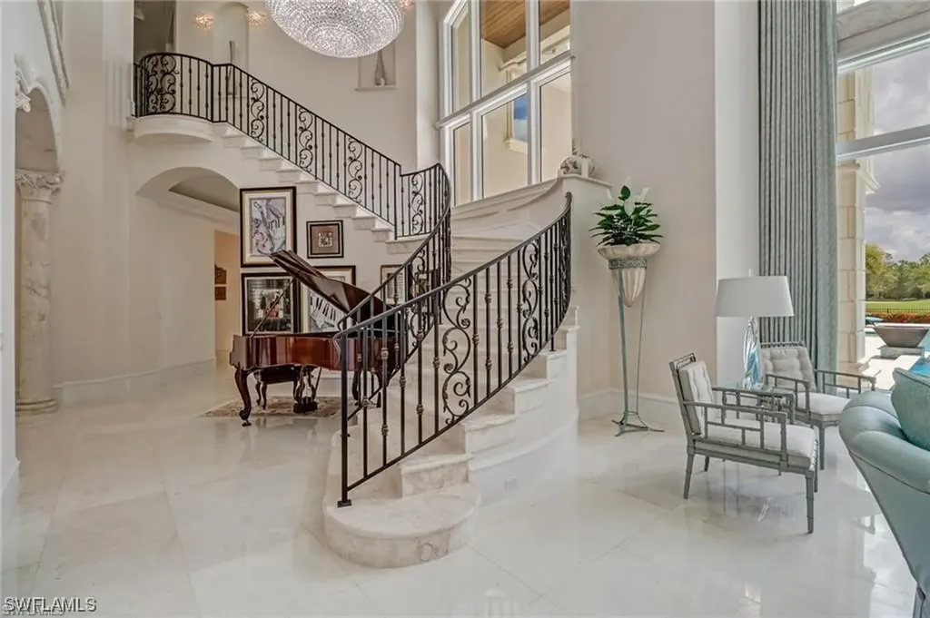 2556 Escada Drive Naples FL 34109