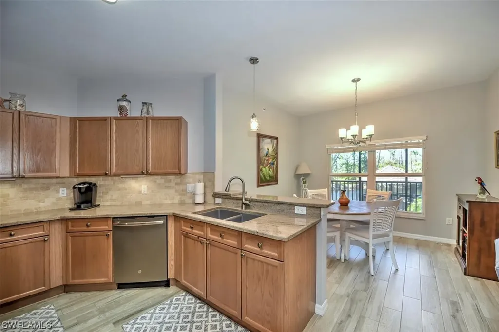 10041 Lake Cove Drive Fort Myers FL 33908