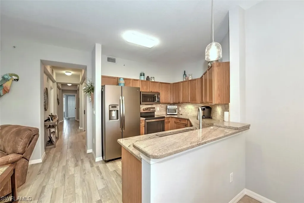 10041 Lake Cove Drive Fort Myers FL 33908