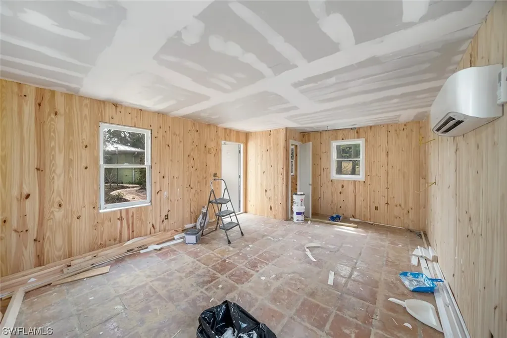 2422 Periwinkle Way Sanibel FL 33957
