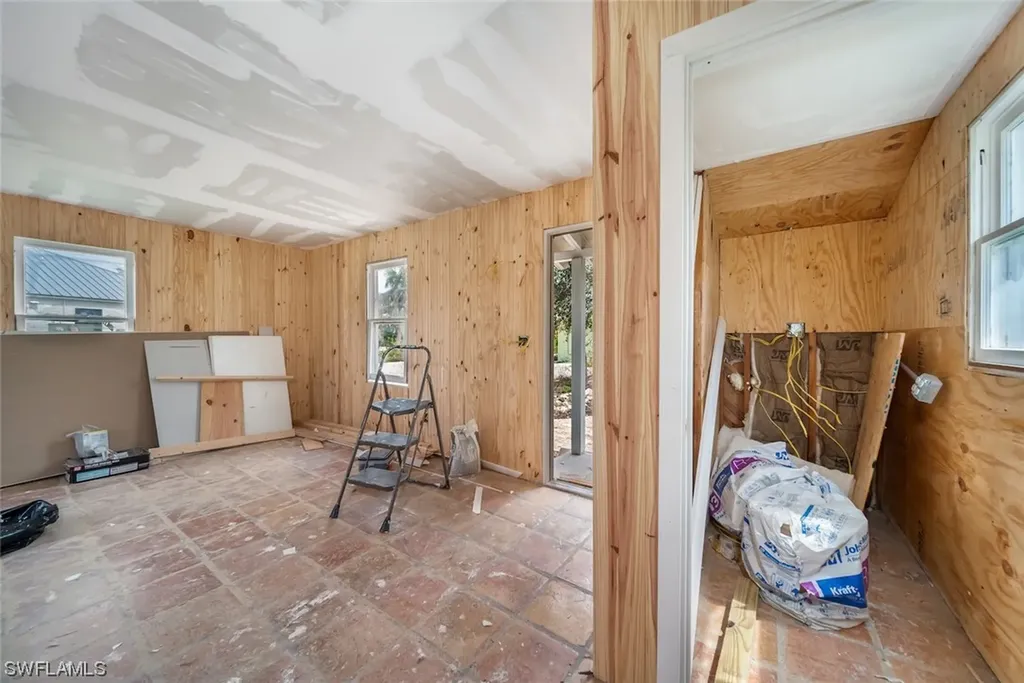 2422 Periwinkle Way Sanibel FL 33957