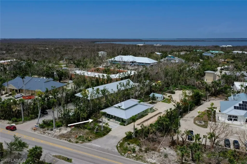 2422 Periwinkle Way Sanibel FL 33957