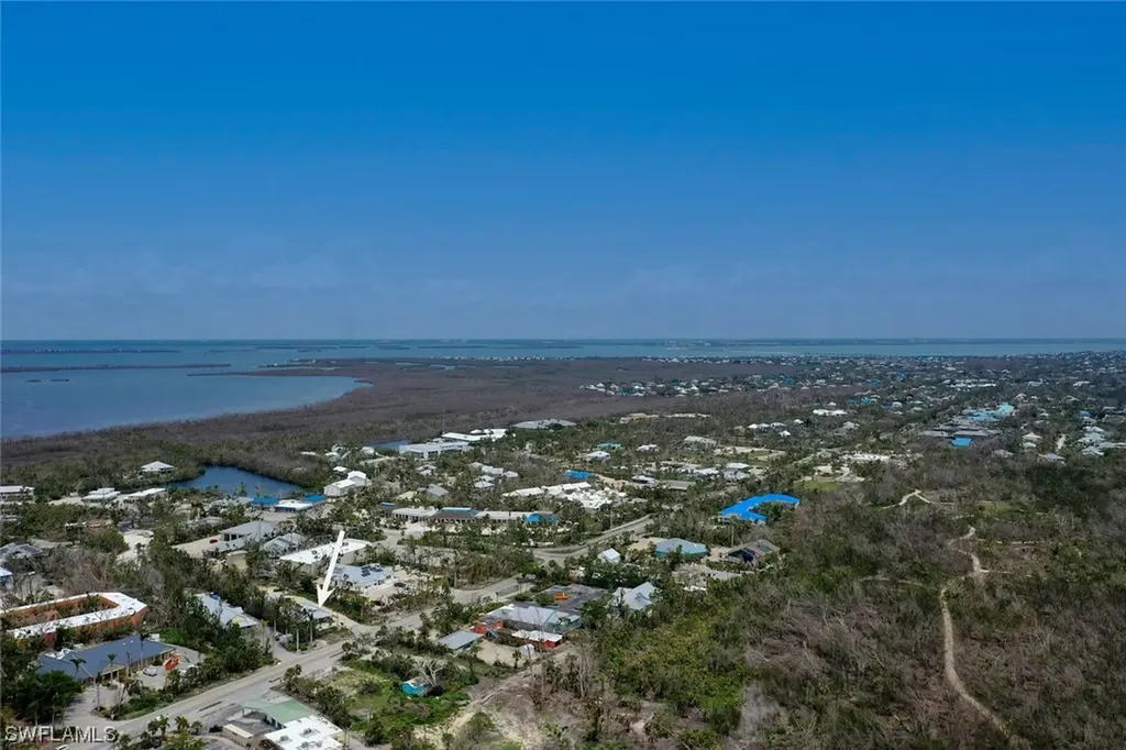 2422 Periwinkle Way Sanibel FL 33957