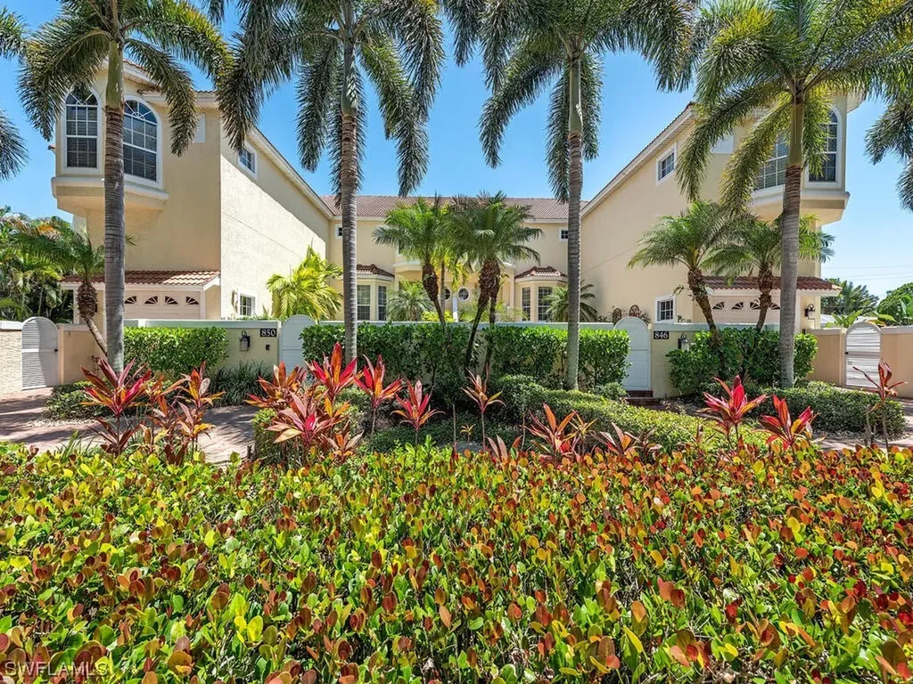 846 9th Avenue S Naples FL 34102