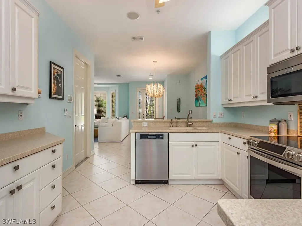846 9th Avenue S Naples FL 34102