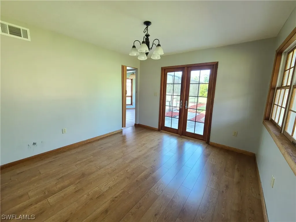 2437 Guinevere Court Fort Myers FL 33912